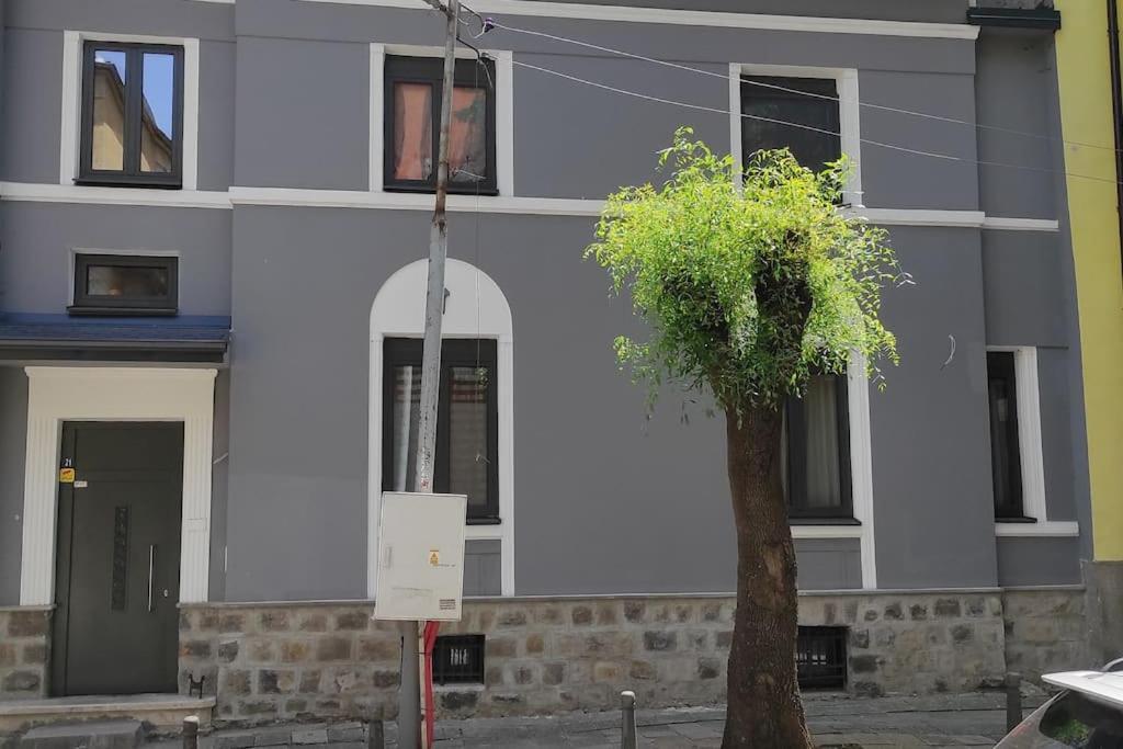 A Lovely 2 Bedroom Apartment In The Heart Of Sofia Exteriör bild